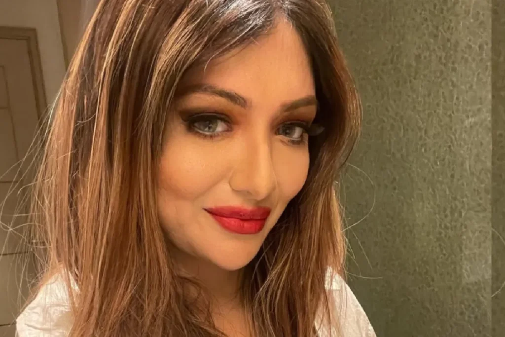 khushi-mukherjee-networth-or-look